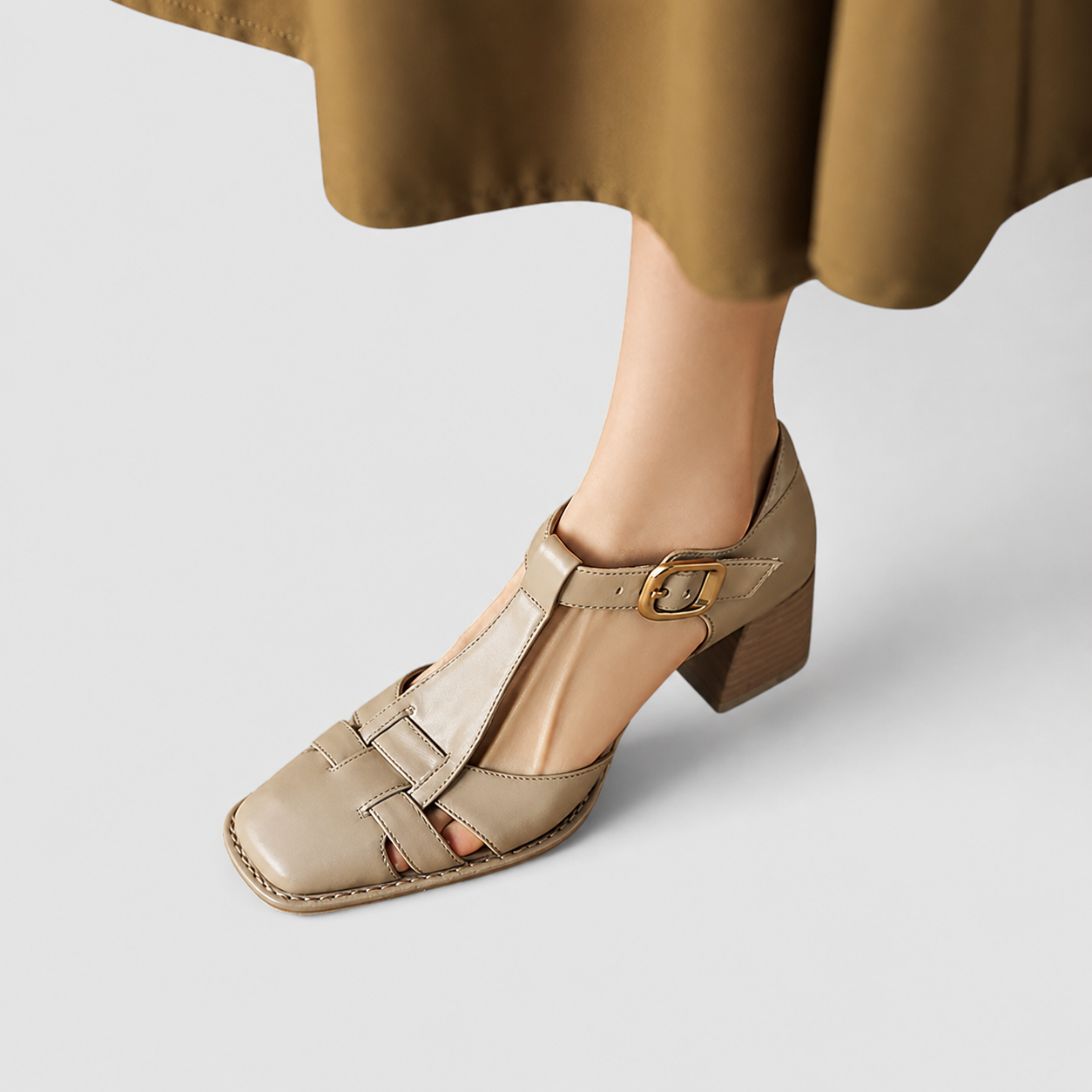 Beige / 42