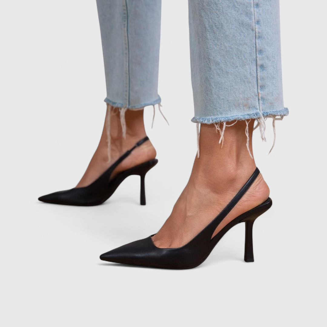 Cuero Negro / 43