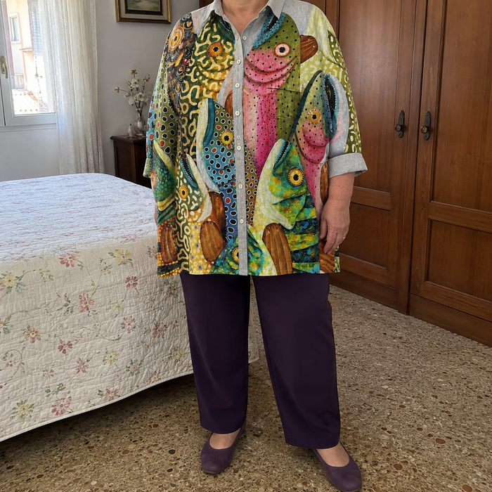 Una opción alegre que mantiene el protagonismo sin recargar el look.